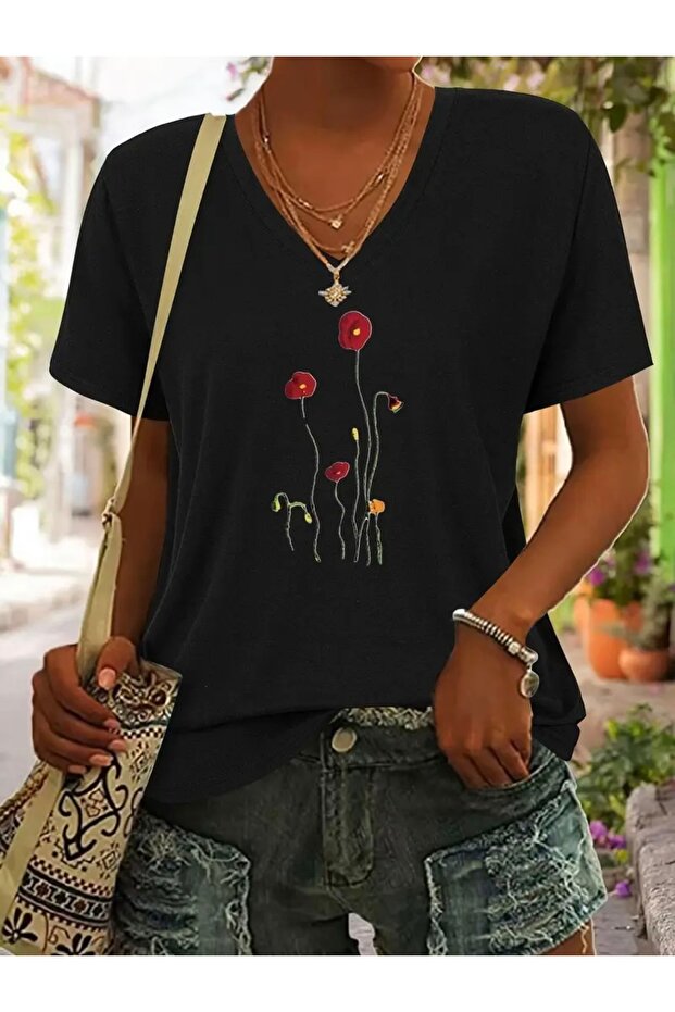 Floral Printed Women's Oversized V-Neck T-Shirt