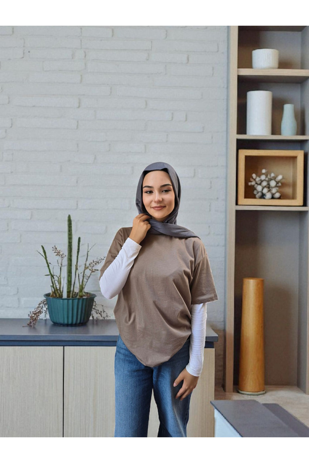 شال قطني ممشط باللون الرمادي الداكن - 1