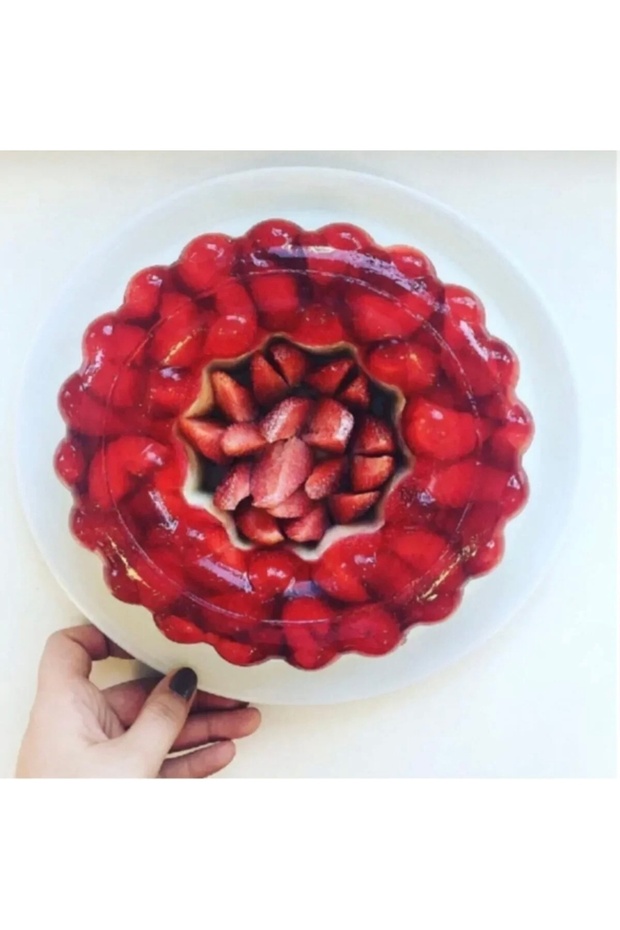 حاوية تخزين على شكل تاج الأميرة باللون الأحمر - 3