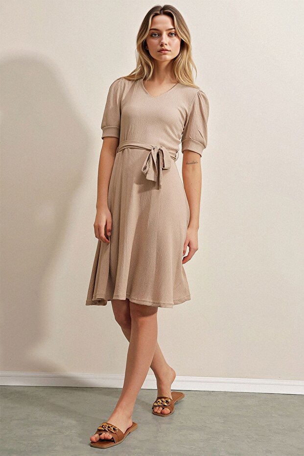 Bdart Belted Button Detail V-Neck Midi Knit Dress