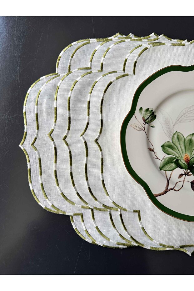 Mila Supla & Napkin Carved Green Set of 6