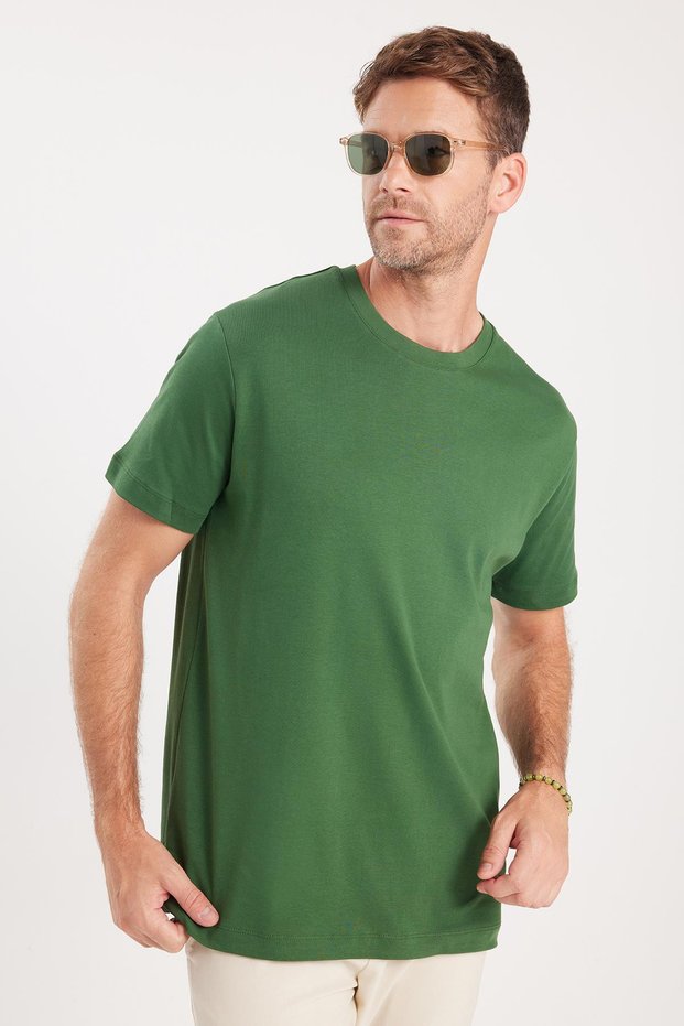 Unisex Relax Fit Comfortable Cut 100% Cotton Soft Textured Lightweight Thick Dark Green Crew Neck T-Shirt