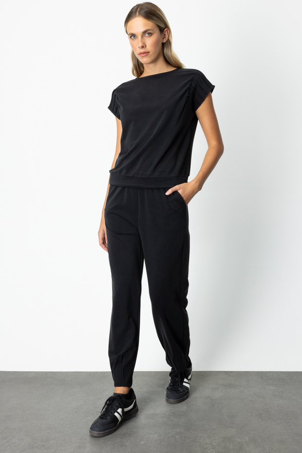 بنطلون رياضي بخياطة على الأرجل - 2