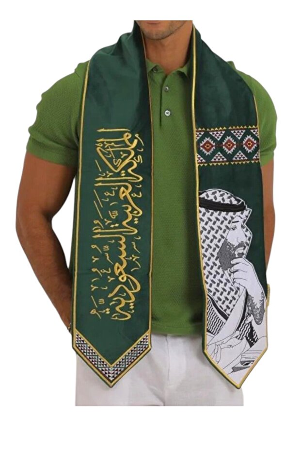 وشاح اليوم الوطني السعودي بنمط تقليدي سعودي