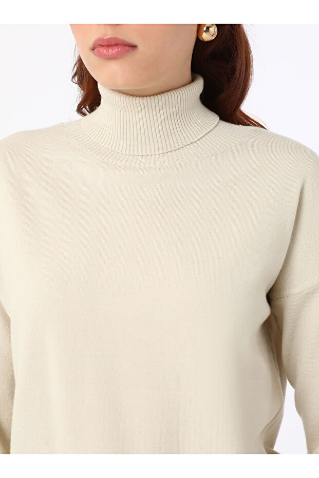 Yumuşak Tuşeli Basic Bağazlı Triko Kazak - Krem - - 6