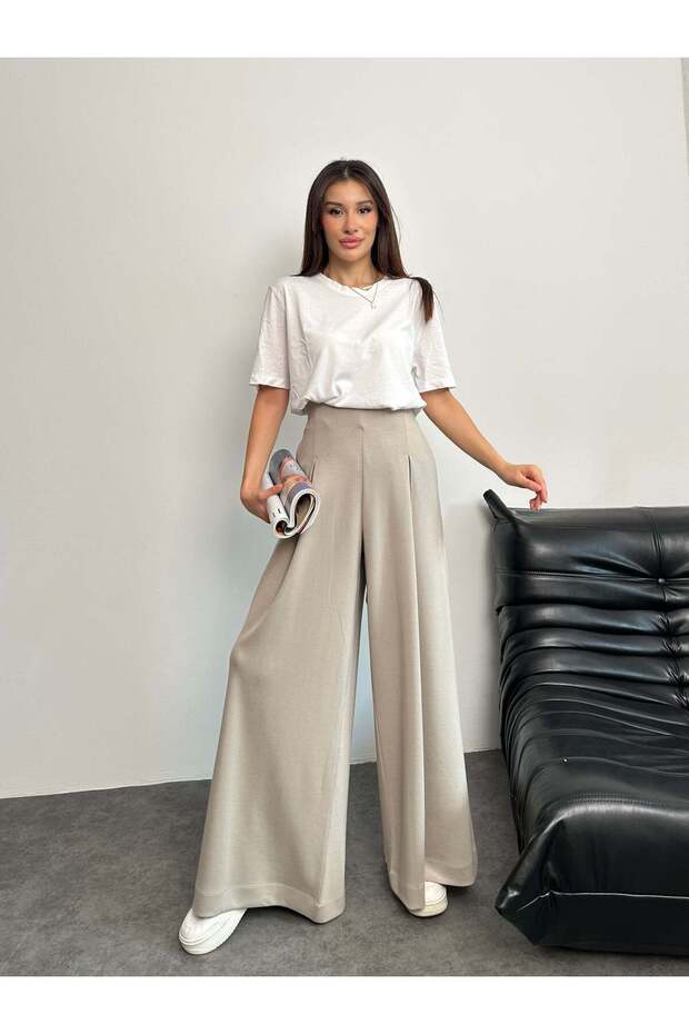 High-Waisted Pleated Detail Wide Leg Pants 8909 - Beige