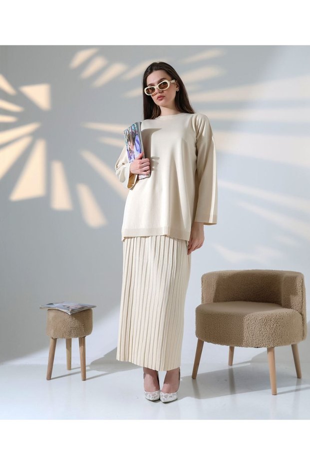 Women's Long Pleated Skirt Blouse Casual Knitwear Set