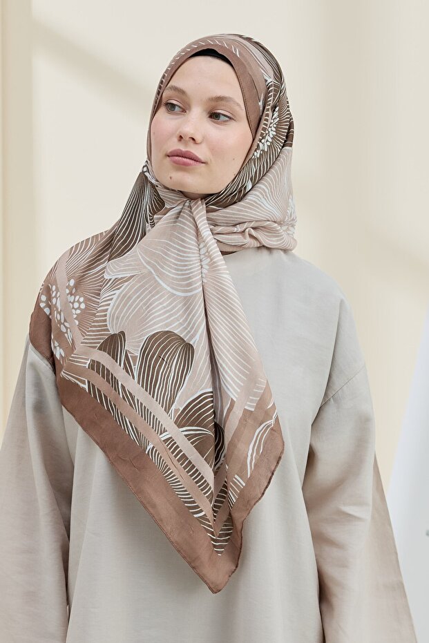 Melia Pattern Bamboo Shawl - 2