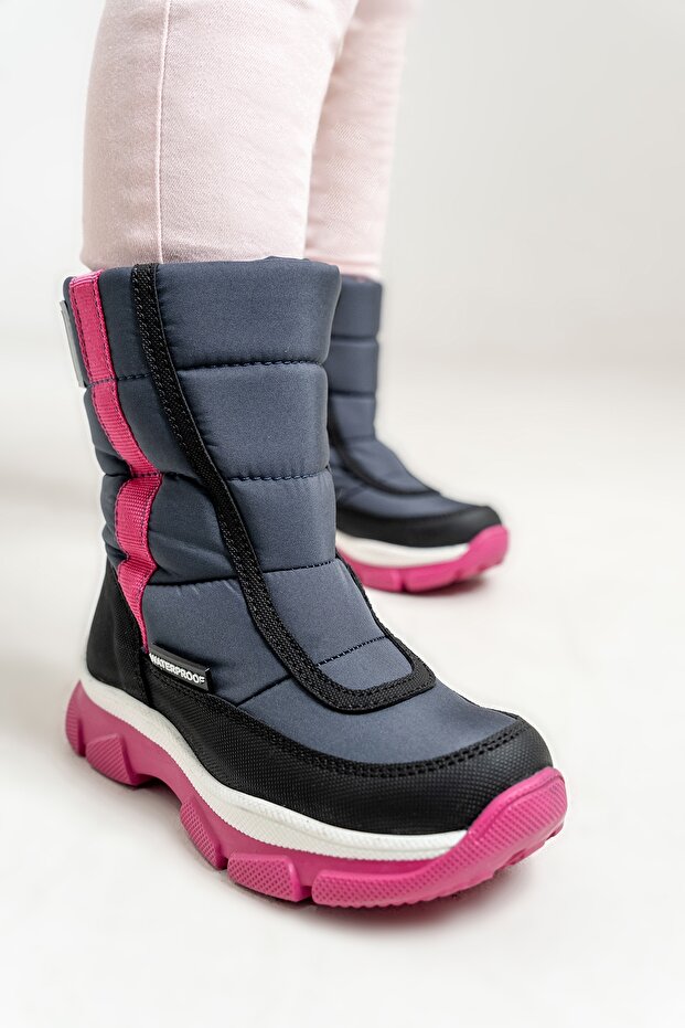 Kız Çocuk Gri Su Geçirmez Anatomik Günlük Bot - 1