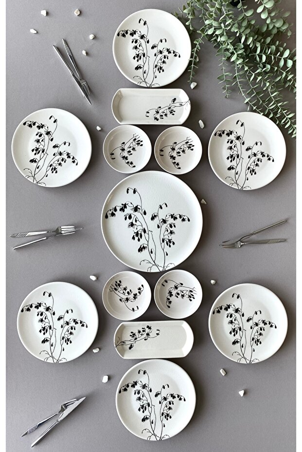 September 6-Person 13-Piece Breakfast Set