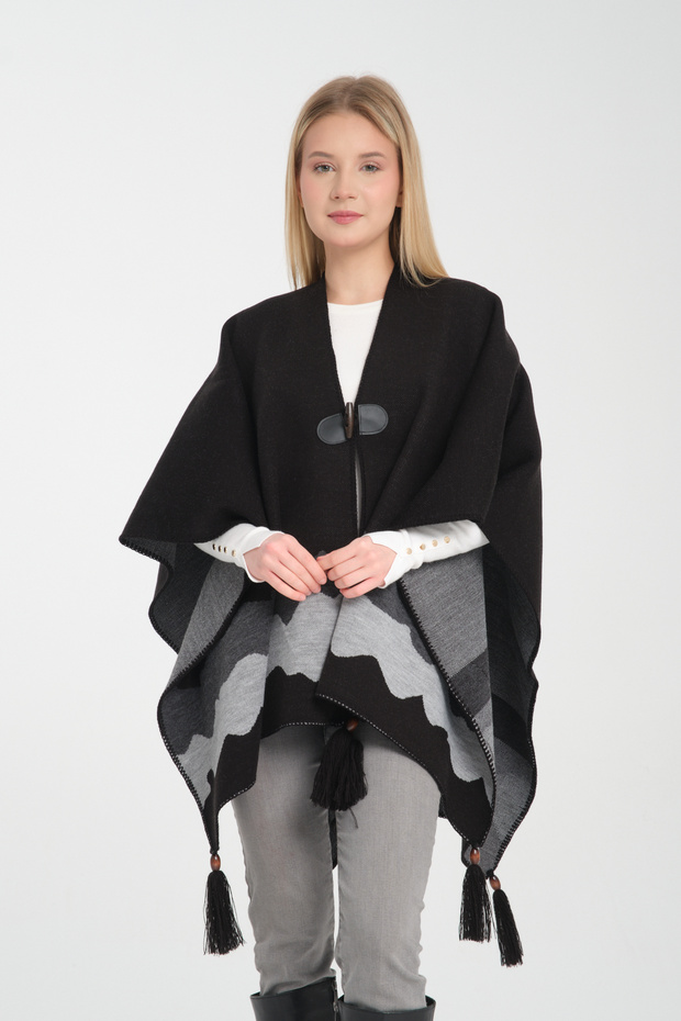 Wave Patterned Tasseled Knitwear Poncho - Oversized Women's Poncho with Fisherman Stitching, Stylish Shawl Poncho for Outerwear