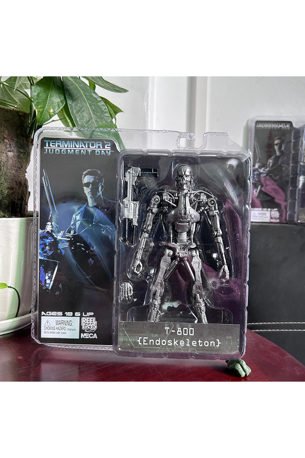 Bandai A with box Endoskeleton Figure The Terminator Figure 2 T-800 T-1000 PVC Action Figure Model T