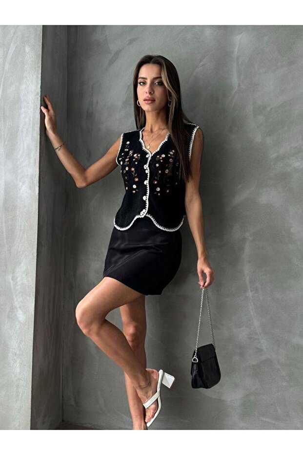 Nakışlı Yelek - 1