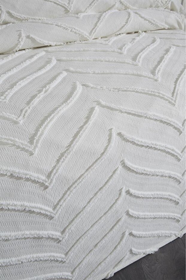 Daphe Çift Kişilik Yatak Örtüsü Seti - 3