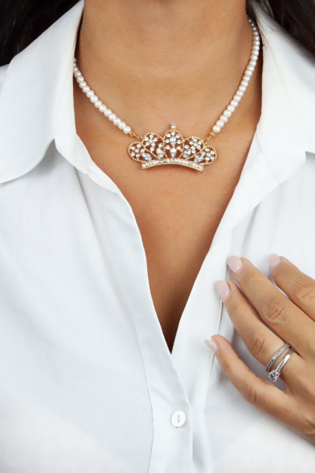 Glass Pearl Necklace with Zircon Stone Crown Figure