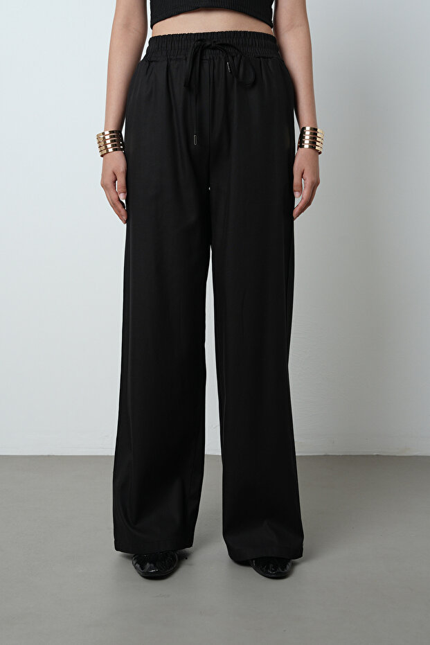 Women's Wide Leg Elastic Waist Solid Color Trousers