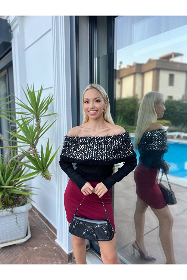 Pullu Madonna Yaka Kazak - 1