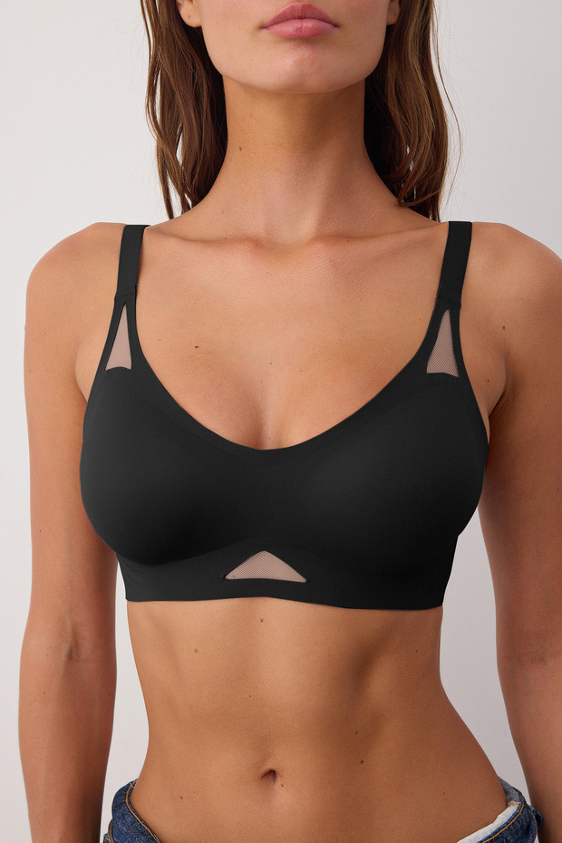 Siyah Dikişsiz Lazer Kesim Görünmez/Hayalet Balensiz Kaplı Bralette Örme Sütyen THMAW26SU00014 - 2