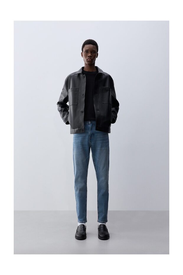 Man Basic Slim Fit Jeans - 1