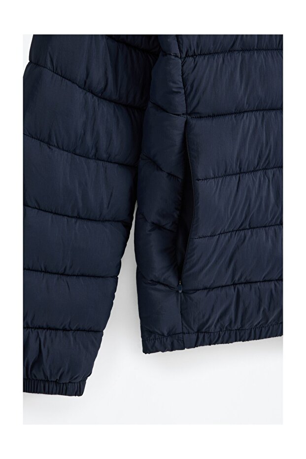 Lehká pánská prošívaná bunda - 8