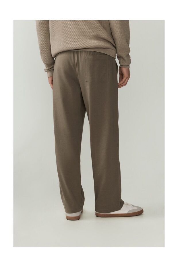 Męskie spodnie dresowe z grubej dzianiny - 4