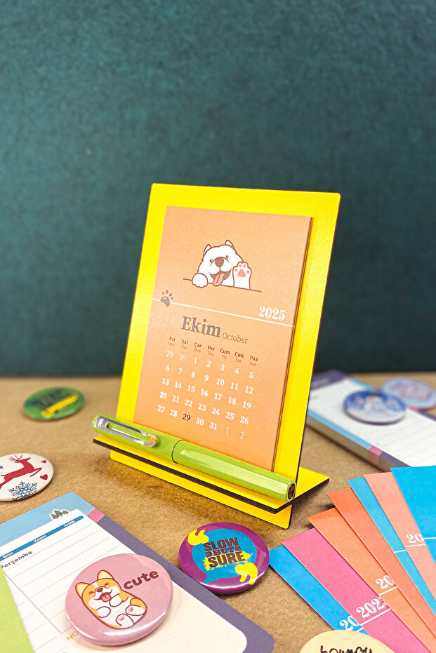 Can Dostum Masa Takvimi - 2026 Ahşap Kaide 12 Yaprak Renkli Ve Eğlenceli Aylık Takvim - 1