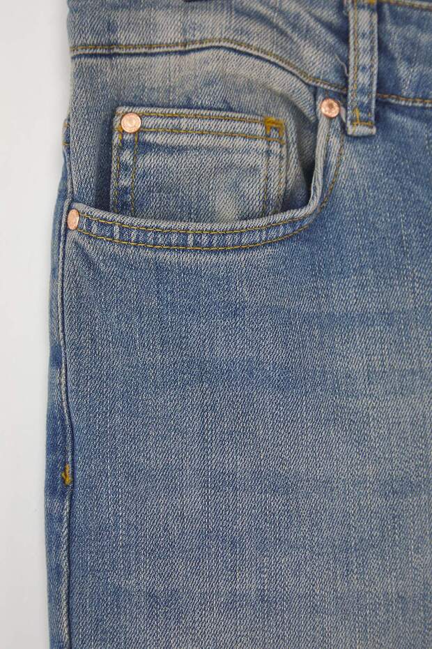 Koyu Mavi Soluk Efekt Vintage Yüksel Bel İspanyol Paça Büyük Beden Jeans TBBAW26CJ00004 - 6