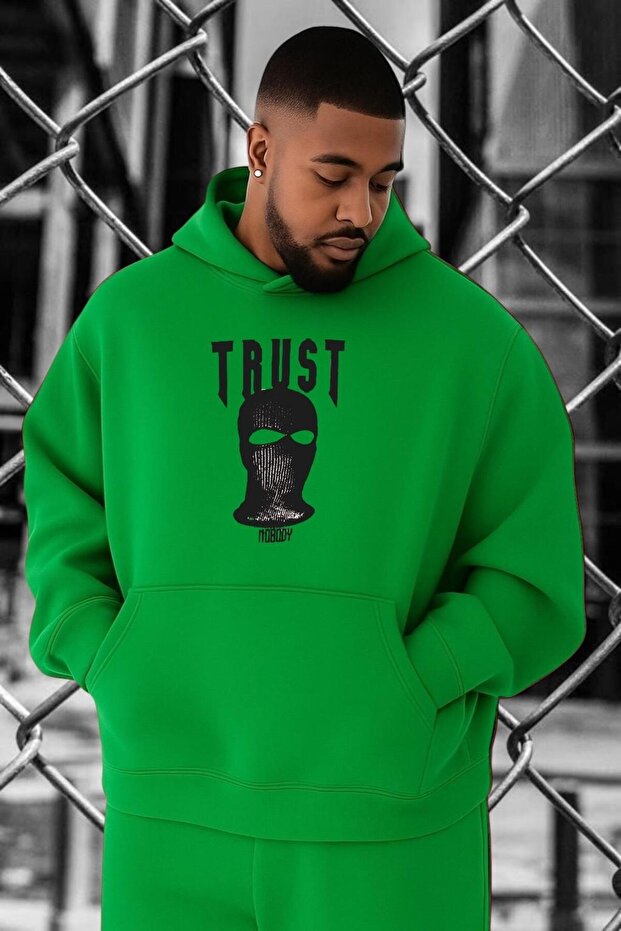 سويت شيرت مقاس كبير مطبوع عليه TRUST