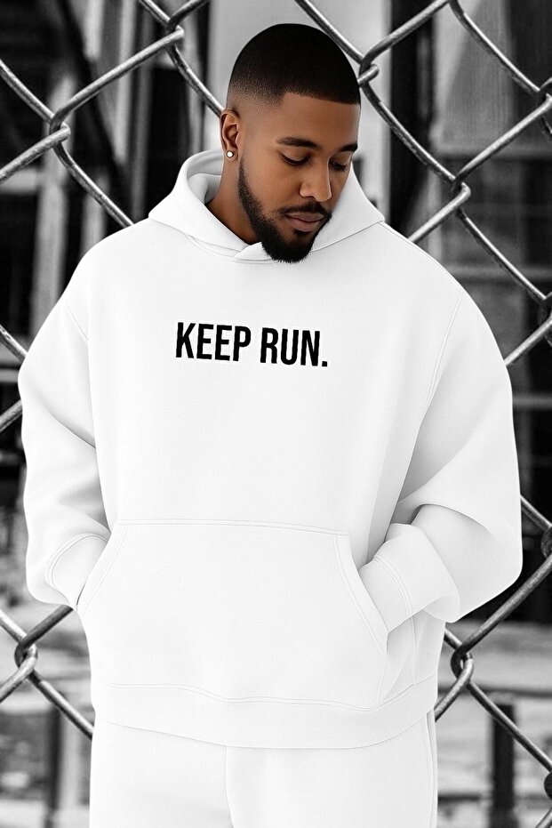 سويت شيرت كبير الحجم مطبوع عليه KEEP RUN - 1