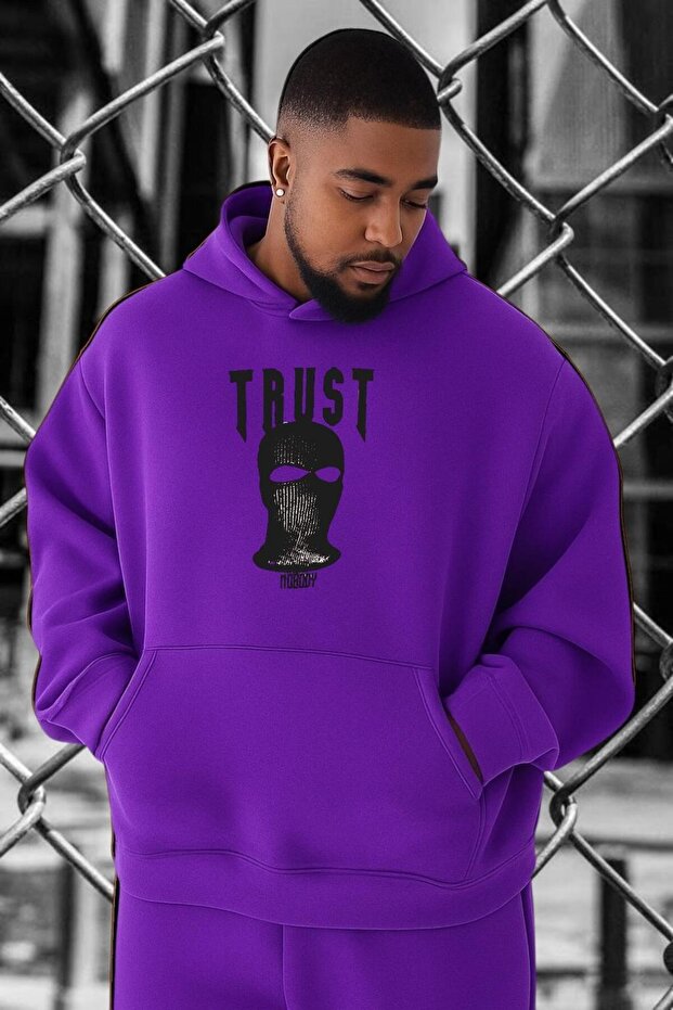سويت شيرت مقاس كبير مطبوع عليه TRUST