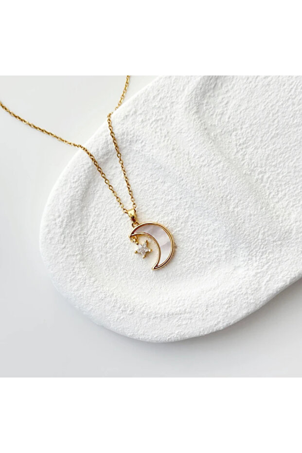 قلادة المستقبل - 1