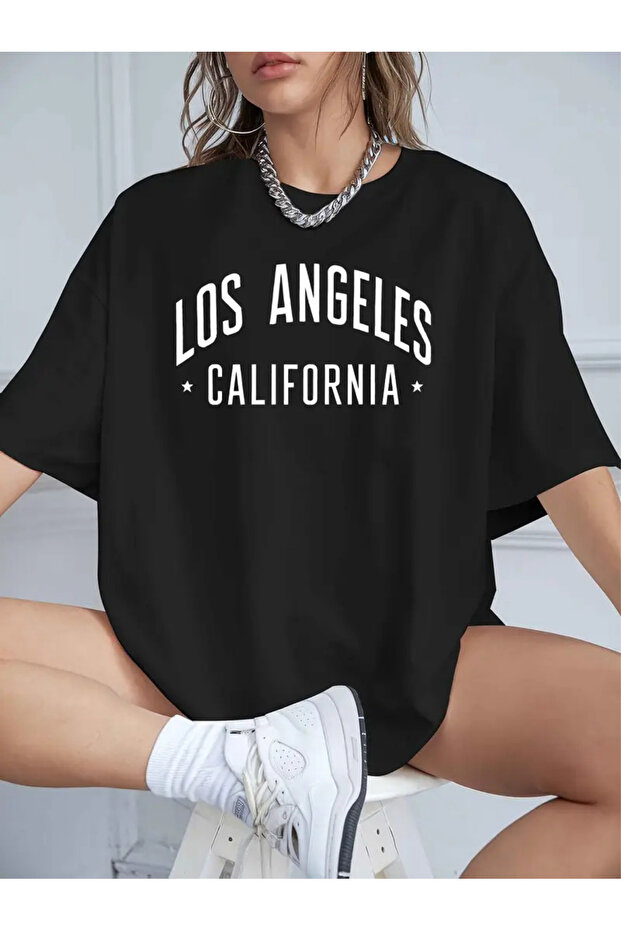 تي شيرت كبير الحجم مطبوع عليه LA CALIFORNIA