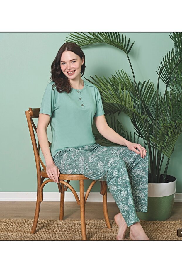 Anti-Wrinkle Fabric Short Sleeve Women's Pajama Set
