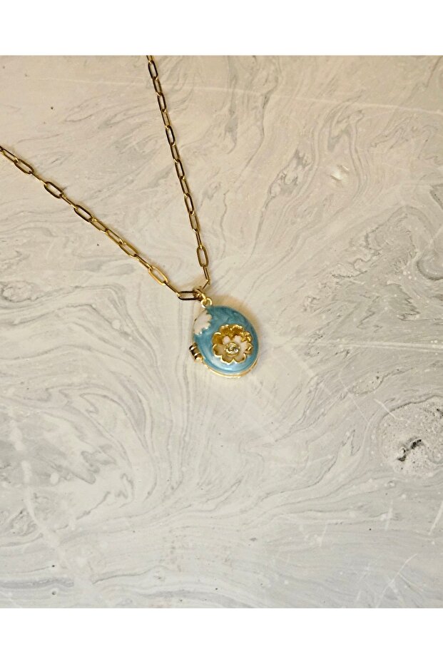 Turquoise Flower Motif Medallion Gold Color Necklace
