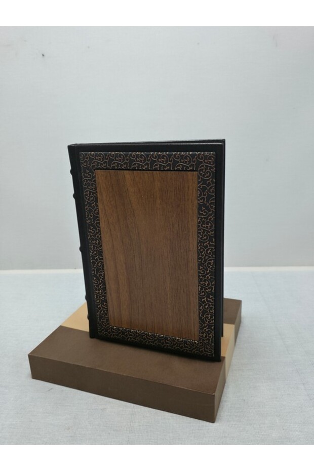 Store Luxury Custom Wooden Frame with Gold Gilded Edges and Thermo Leather Stripes