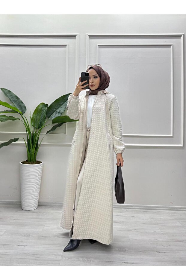 FERMUAR DETAYLI KAPİTONE MONT - 2