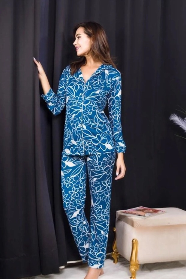 Button collar blue pajama set