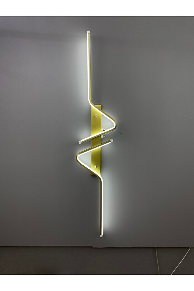 Yüksek Aydınlatmalı Z Model Gold Led Aplik Avize Modern, 3 Renk Aydınlatma - 1