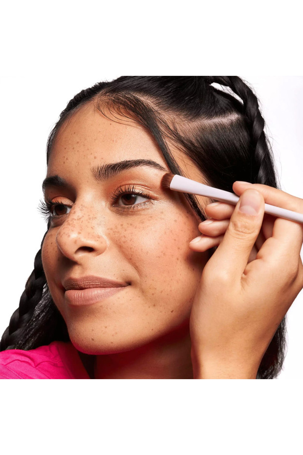 Eyeshadow Brush - 01 Throwing A Little Shade - 4