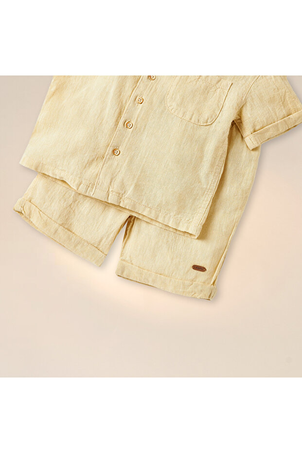 طقم قميص بياقة معسكر سادة وشورت مطاطي - 5