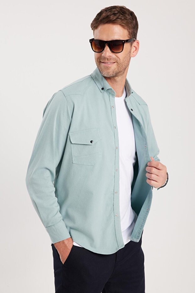 Men's Regular Fit Comfortable Cut Double Pocket Sport Collar Denim Mint Shirt