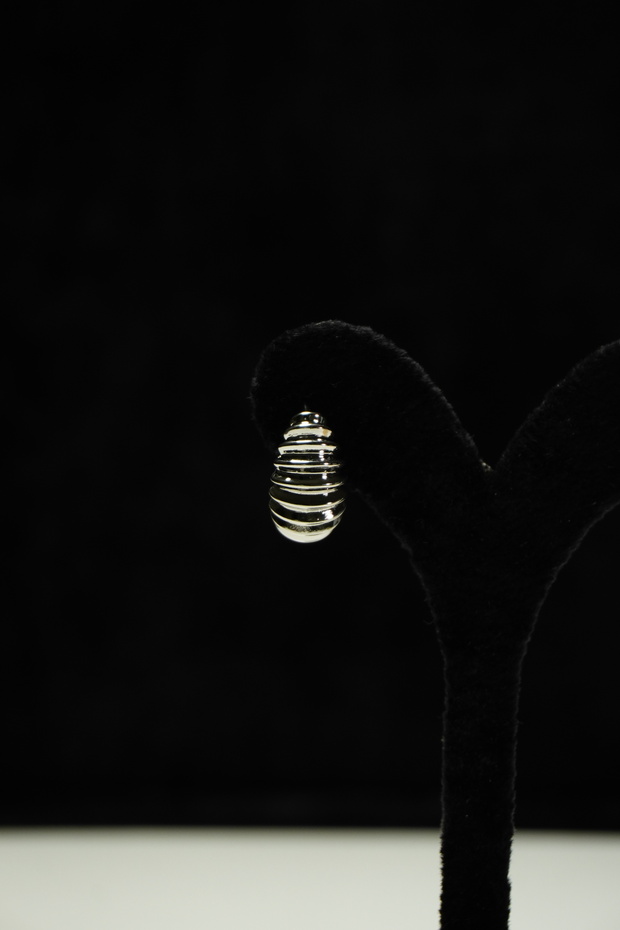 Minimal Bombeli Çelik Küpe - 3