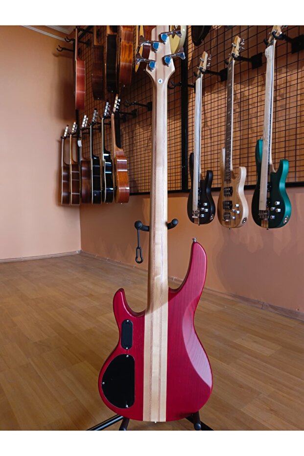 4 Telli Bass Gitar - 4