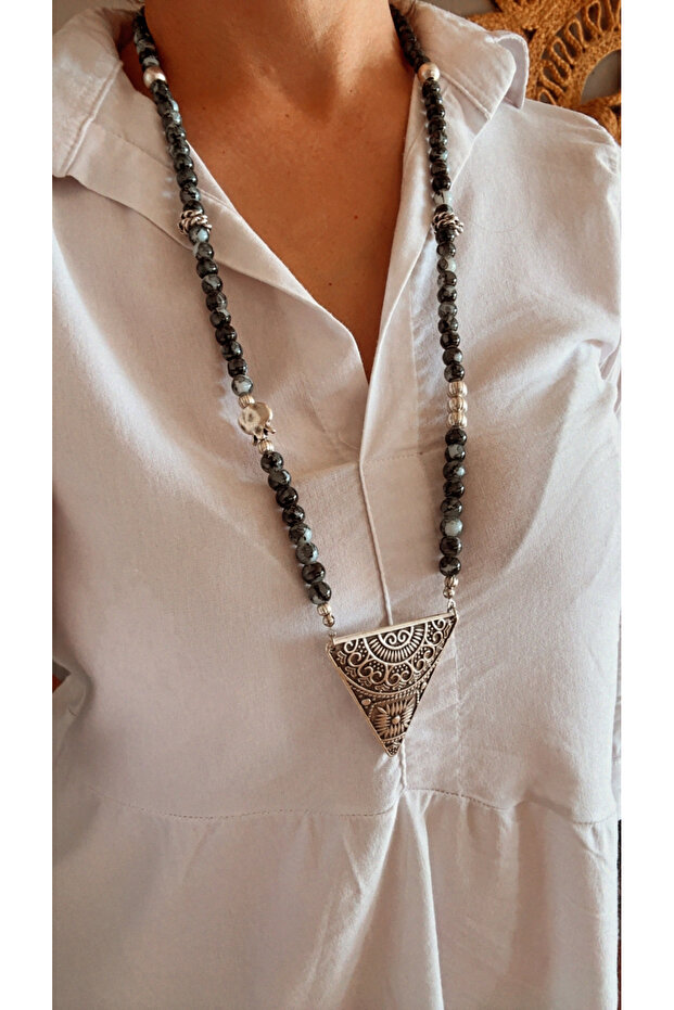 Long Design Glass Bead Nare Necklace