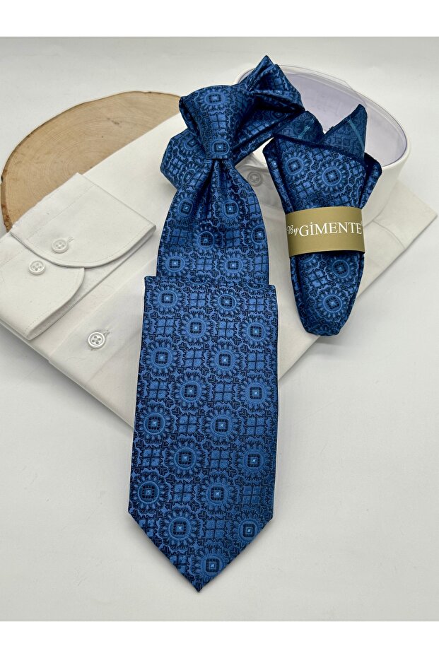 Classic Tie with Blue Patterned Handkerchief