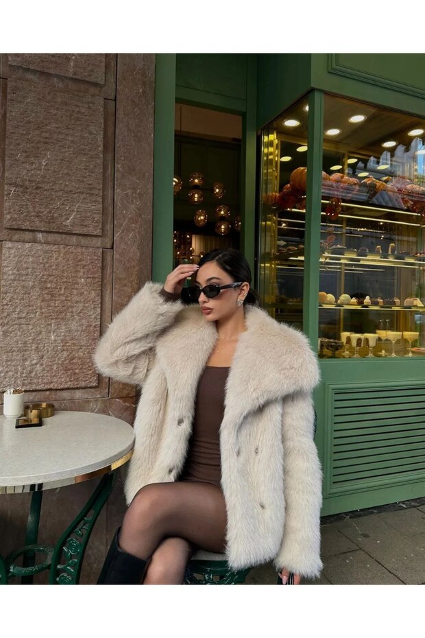 Beige Color Premium Fur with Lining Inside - 4