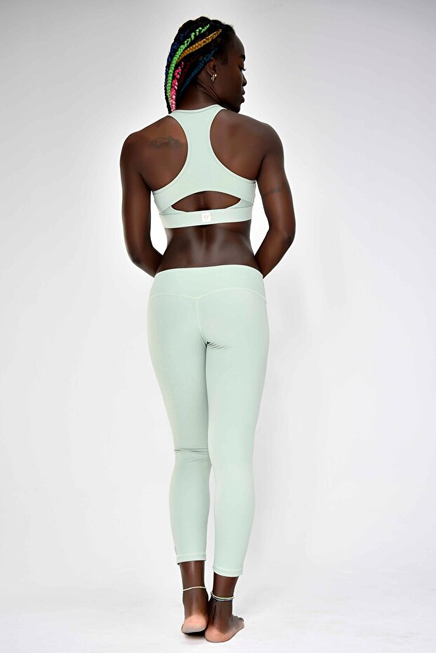 the Delight Set - Bra + Legging