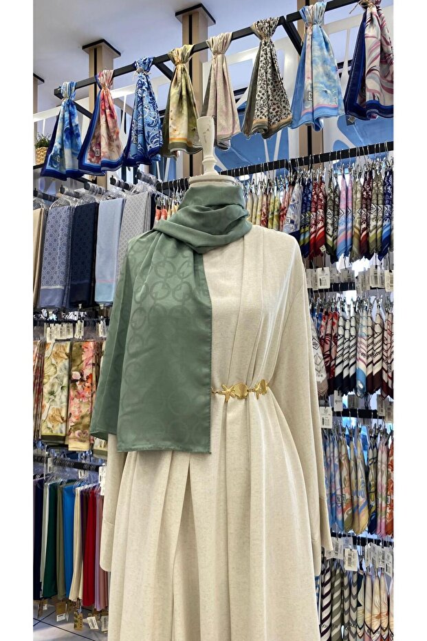 Halka Jacquard Shawl