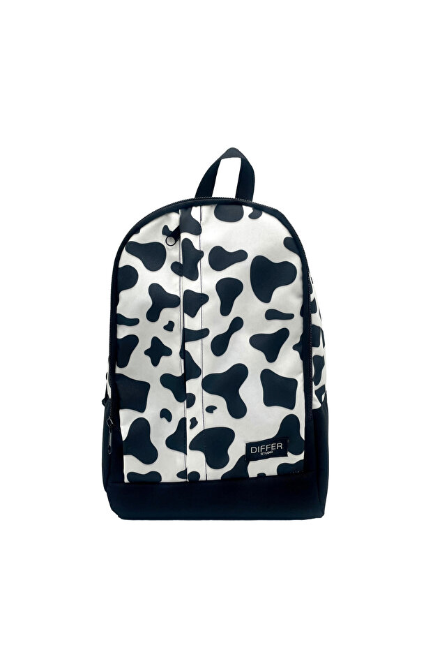 حقيبة ظهر مقاومة للماء ذات حجم داخلي كبير بتصميم بقرة باللونين الأسود والأبيض - 2
