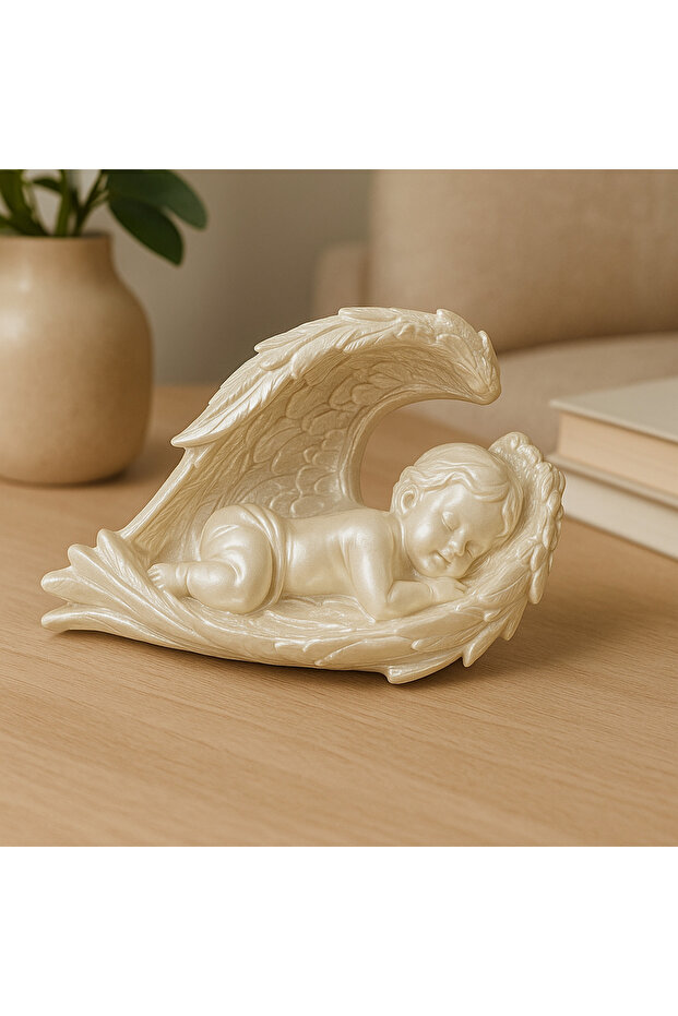 ÇOCUK KANADIN İÇİNDE - 1